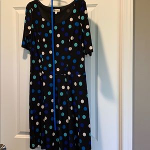 Jones Studio dress black w/large dots 8